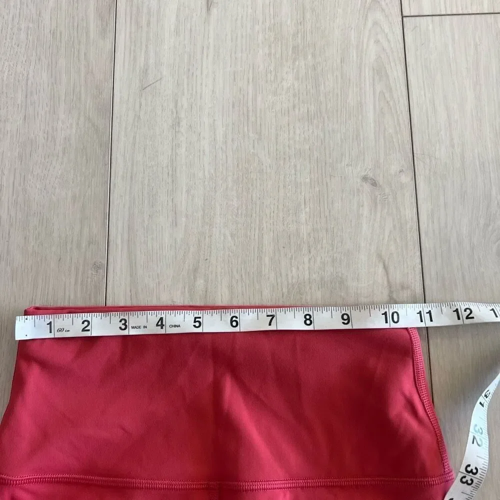 Lulukemon women leggings size 4